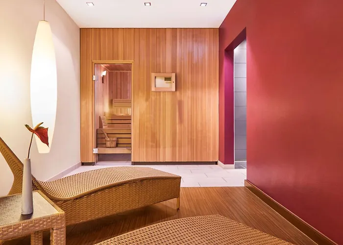 Hotel Nh 4*