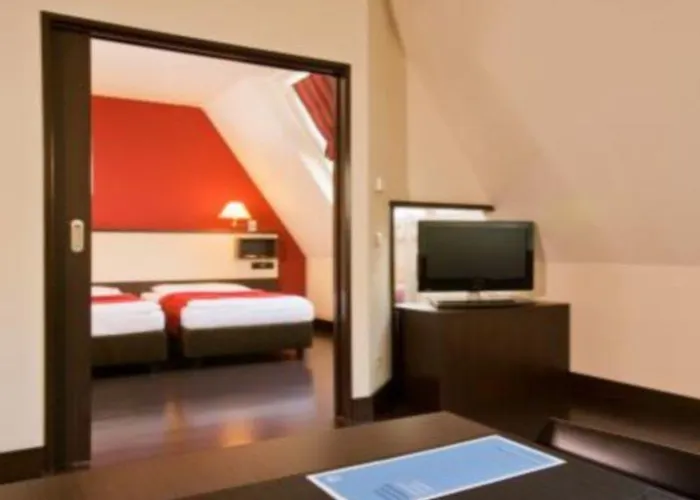 Hotel Nh 4*