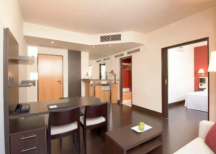 Hotel Nh Vienna